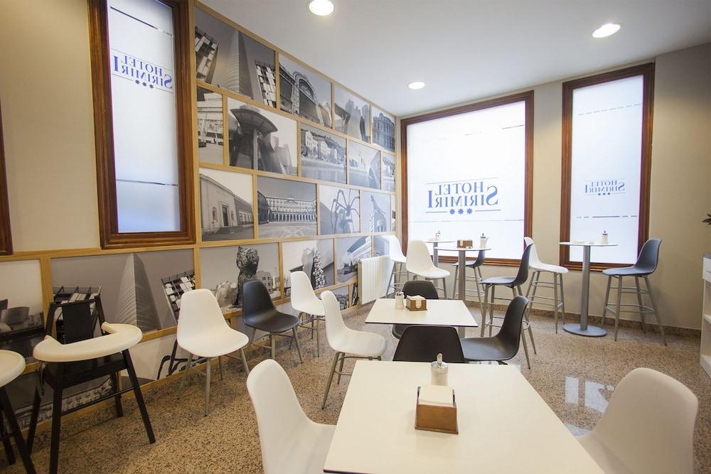 Hotel Sirimiri Билбао Екстериор снимка